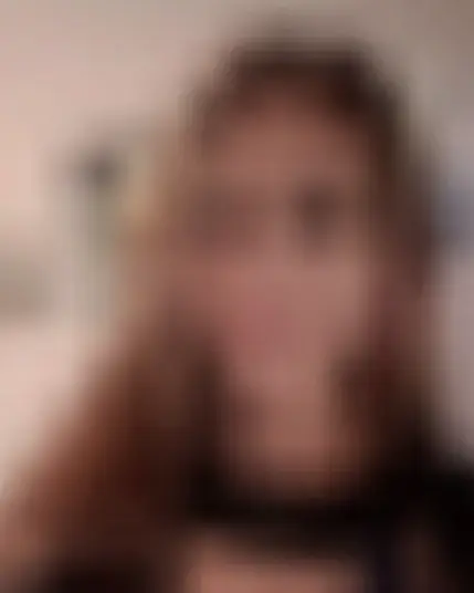 Julia, 32 Jahre — parkplatzsex in Tegel