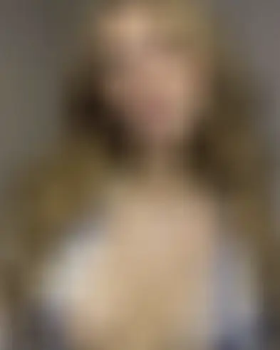 Tina, 31 Jahre — parkplatzsex in Geldern