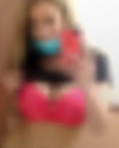 Jule, 23 Jahre — parkplatzsex in Böblingen
