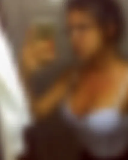 Emilia, 23 Jahre — parkplatzsex in Fürth